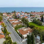 With Private Pool In Pervolia, Larnaca Villa *