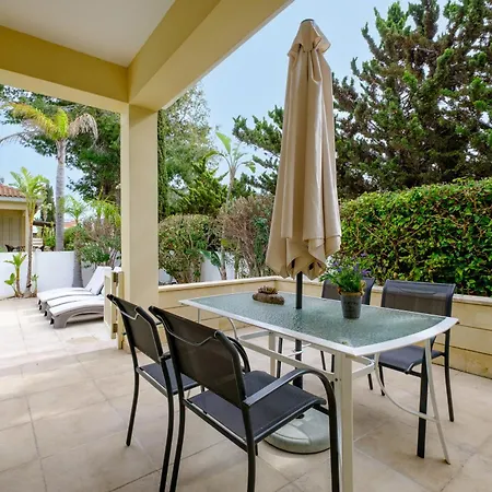 With Private Pool In Pervolia, Larnaca * Perivolia