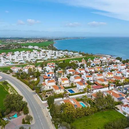 With Private Pool In Pervolia, Larnaca Villa