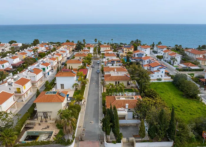 With Private Pool In Pervolia, Larnaca